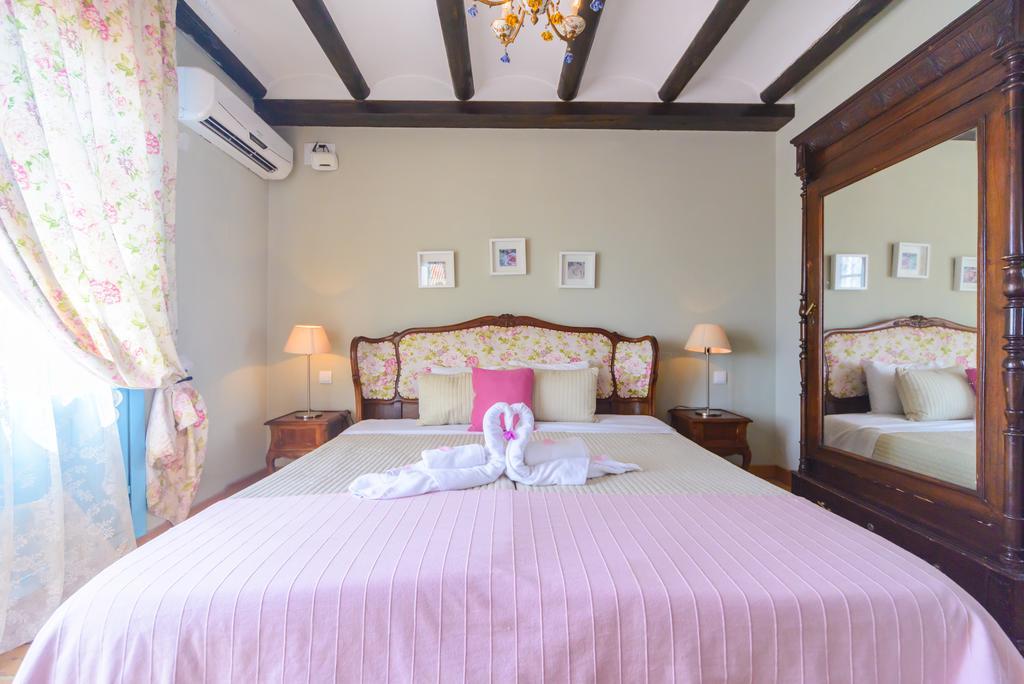 Casa Spa La Agueda Y Robledo Peñaflor Kültér fotó